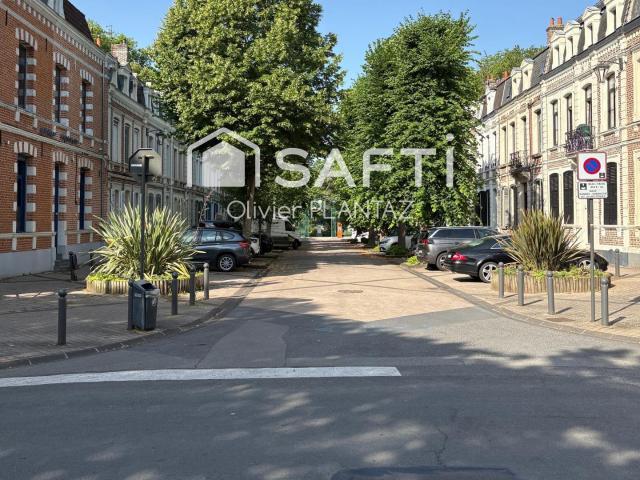 Maison 12 pièces 271 m²