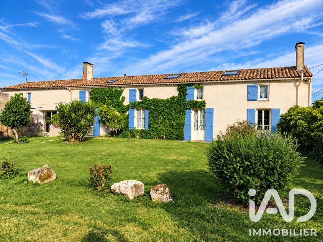 Maison 12 pièces 307 m²