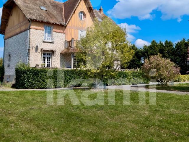 Maison 12 pièces 308 m²