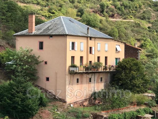 Maison 12 pièces 310 m²