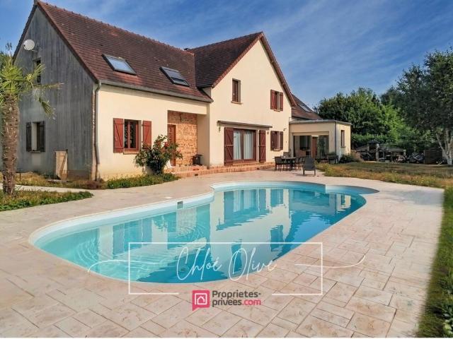 Maison 12 pièces 310 m²