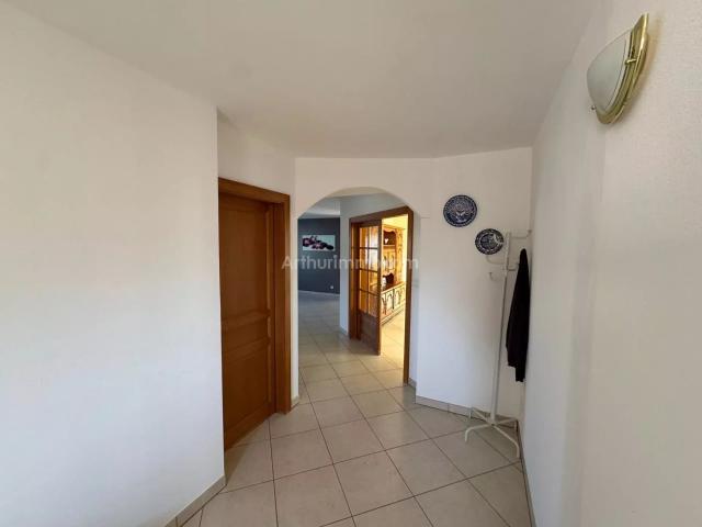 Maison 12 pièces 312 m²