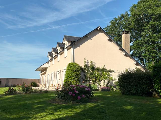 Maison 12 pièces 320 m²