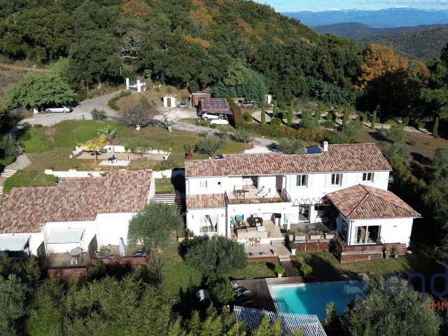 Maison 12 pièces 320 m²