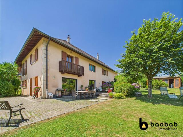 Maison 12 pièces 320 m²