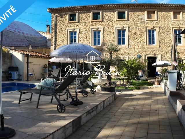 Maison 12 pièces 320 m²