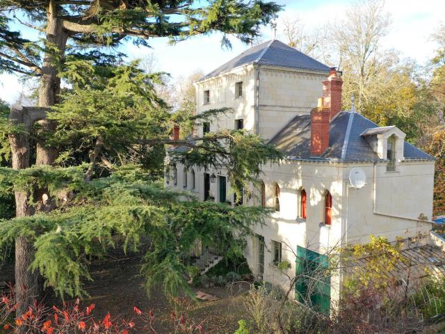 Maison 15 pièces 410 m²