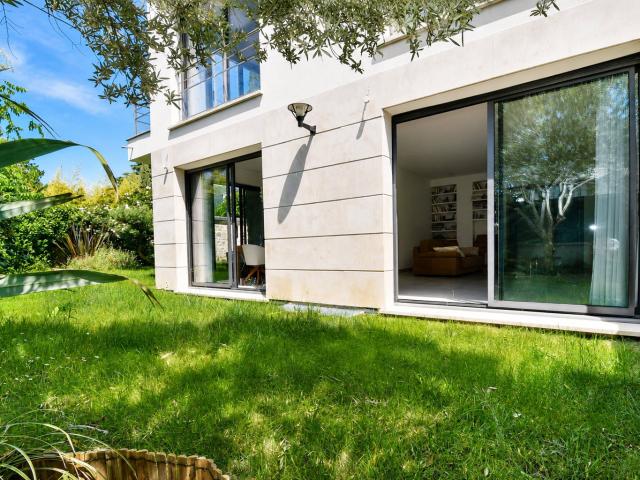 Maison 12 pièces 324 m²