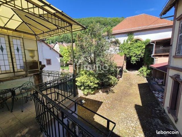 Maison 12 pièces 325 m²