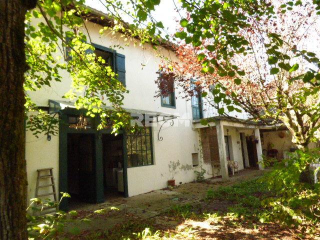 Maison 12 pièces 330 m²