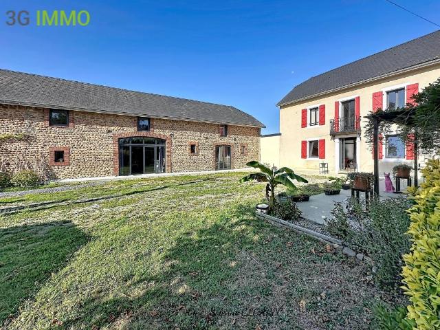 Maison 12 pièces 330 m²
