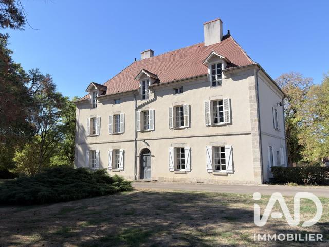 Maison 12 pièces 336 m²