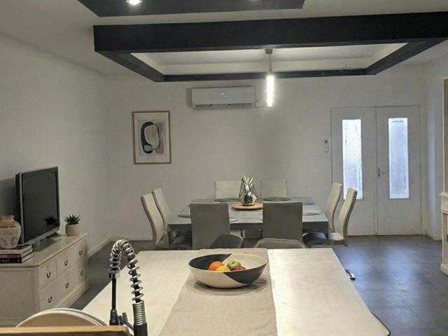Maison 12 pièces 450 m²
