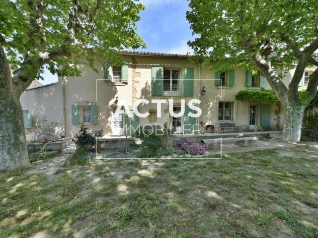 Maison 12 pièces 450 m²