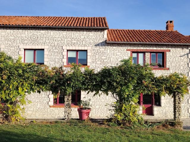 Maison 12 pièces 460 m²