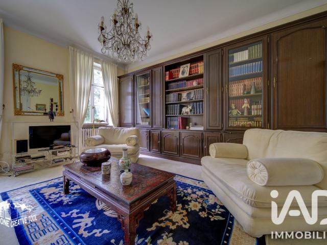 Maison 12 pièces 464 m²
