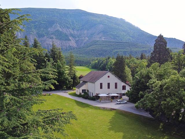 Maison 12 pièces 470 m²