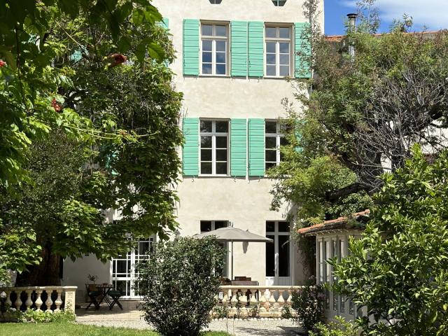 Maison 12 pièces 483 m²