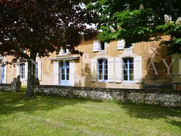 Esplanade des Quinconces, Victor Hugo Bordeaux, Bordeaux, Gironde, Aquitaine