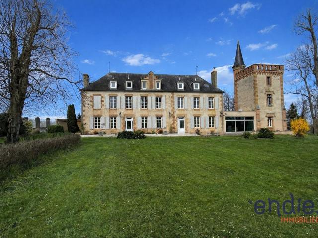 Maison 12 pièces 480 m²