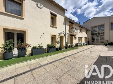 Maison 12 pièces 492 m²