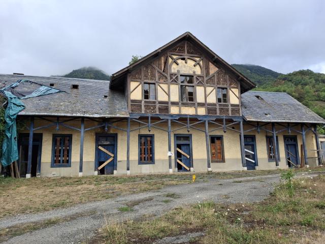 Maison 12 pièces 400 m²