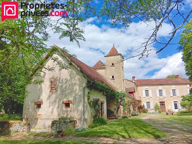 Maison 14 pièces 480 m²