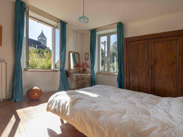 Maison 12 pièces 413 m²