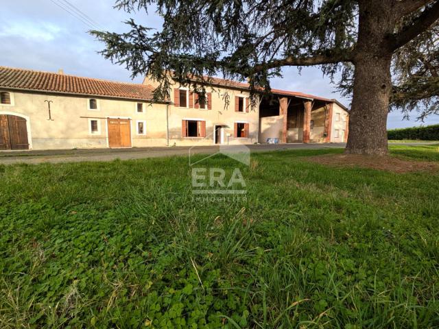 Maison 12 pièces 414 m²