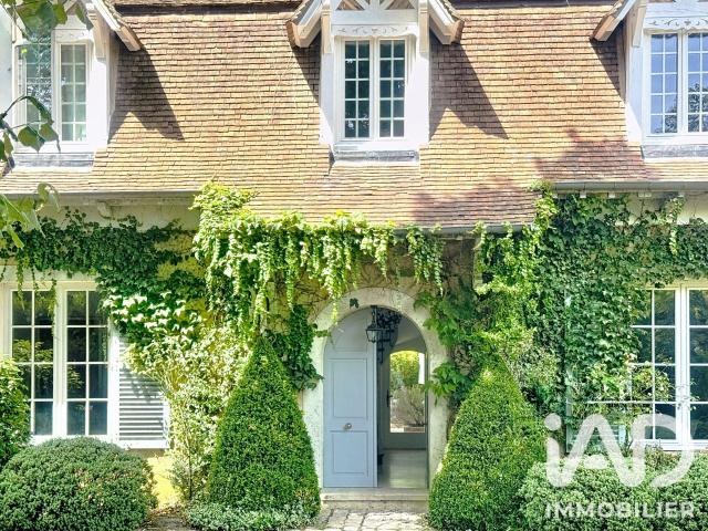 Maison 12 pièces 419 m²
