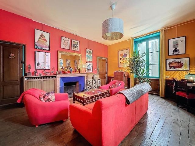 Maison 12 pièces 420 m²