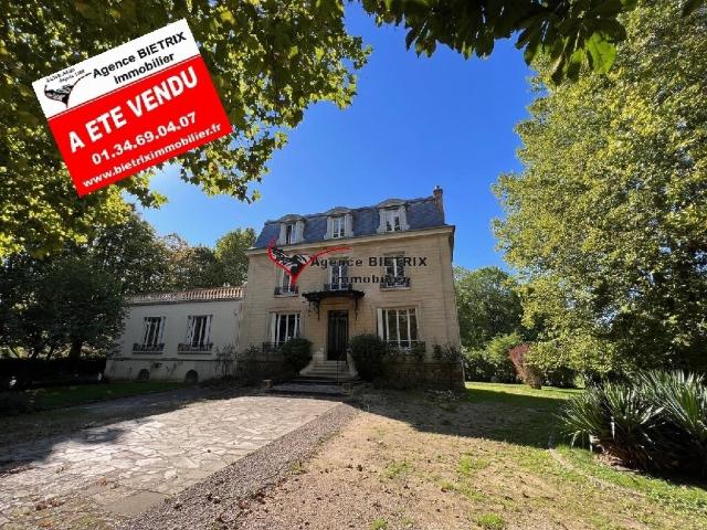 Maison 12 pièces 421 m²