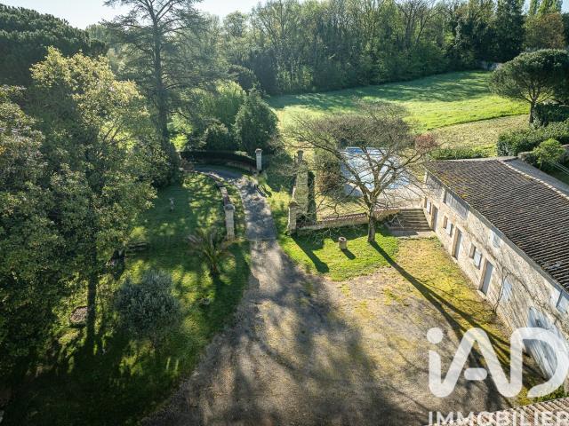 Maison 12 pièces 427 m²