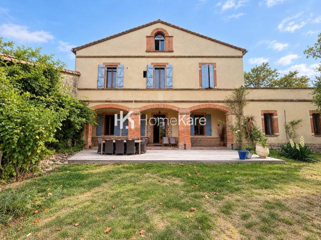 Maison 12 pièces 425 m²