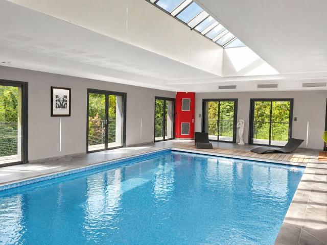 Maison 12 pièces 430 m²