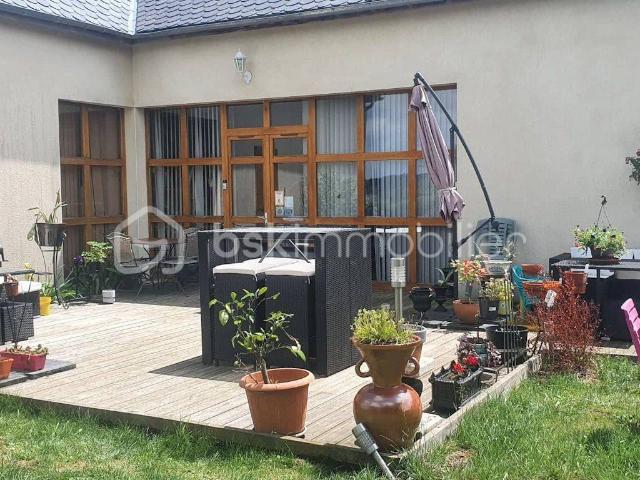 Maison 12 pièces 435 m²