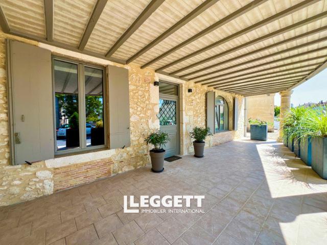 Maison 12 pièces 553 m²