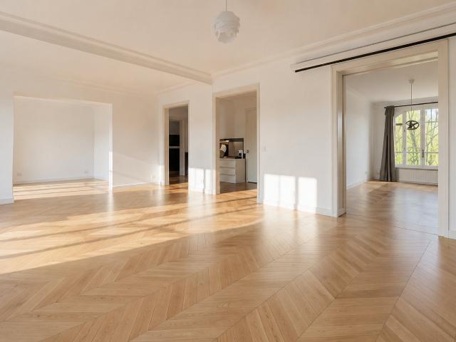 Maison 12 pièces 560 m²
