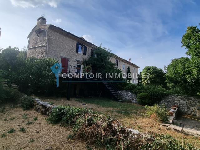 Maison 12 pièces 500 m²