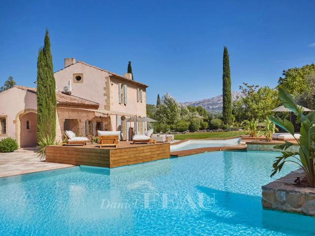 Maison 12 pièces 500 m²
