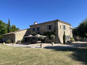 Maison 12 pièces 439 m²