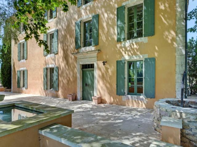 Maison 12 pièces 600 m²