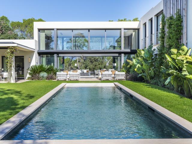 Maison 12 pièces 600 m²