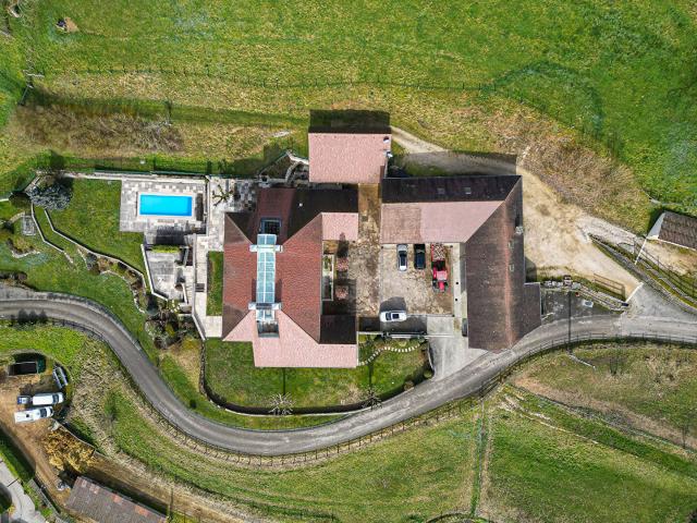 Maison 12 pièces 604 m²