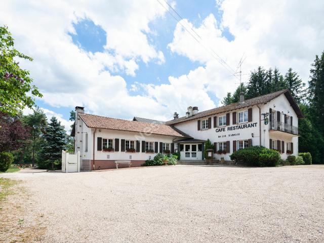 Maison 12 pièces 720 m²