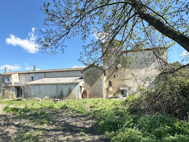 Maison 12 pièces 812 m²