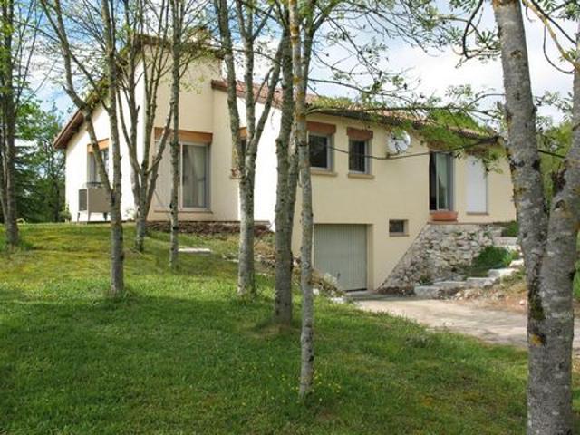 Maison 130 m2 sur plus de 5 hectares de bois et prairie