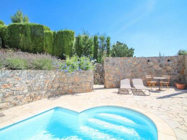 Maison 130 m2 TOURRETTES