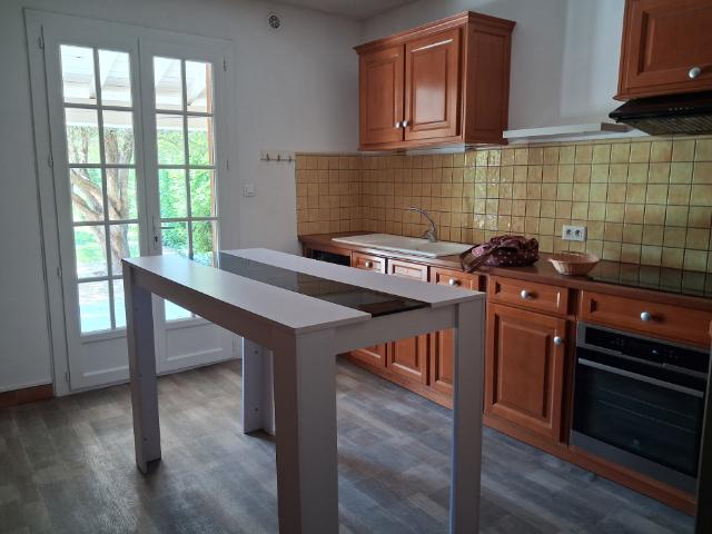 Maison 132 m² 5 Pièces Morières Lès Avignon 84310