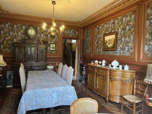 Maison 13 pièces 165 m²